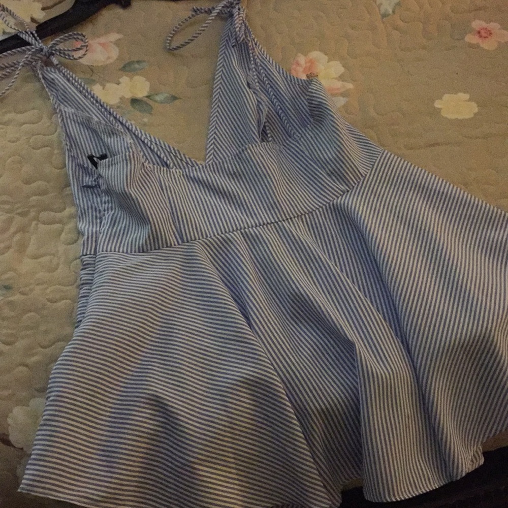 Top - Picture 2 of 2